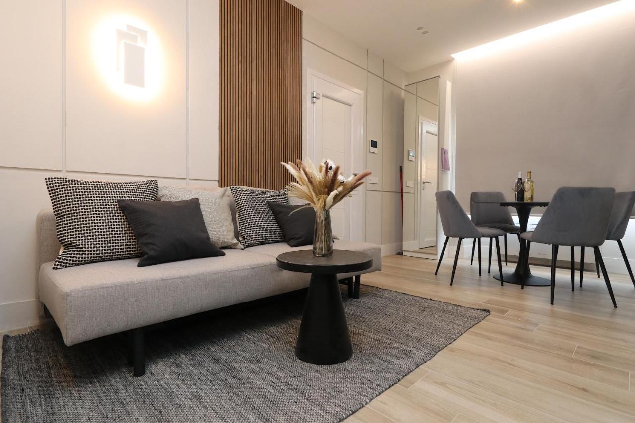 Apartamento Charming & Luxurious Gem Olbia Exterior foto